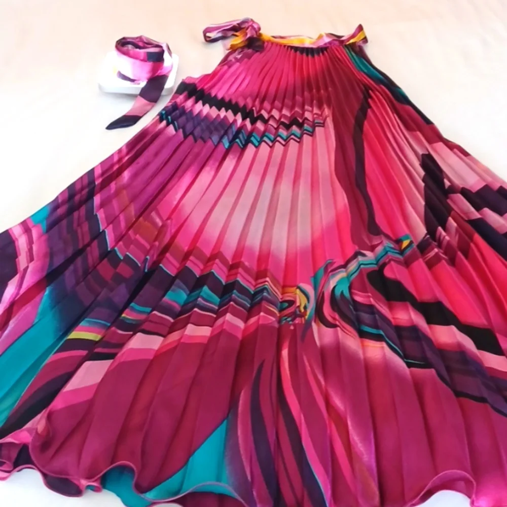 Elegant,Coloful evening dress - Picture 2 of 12